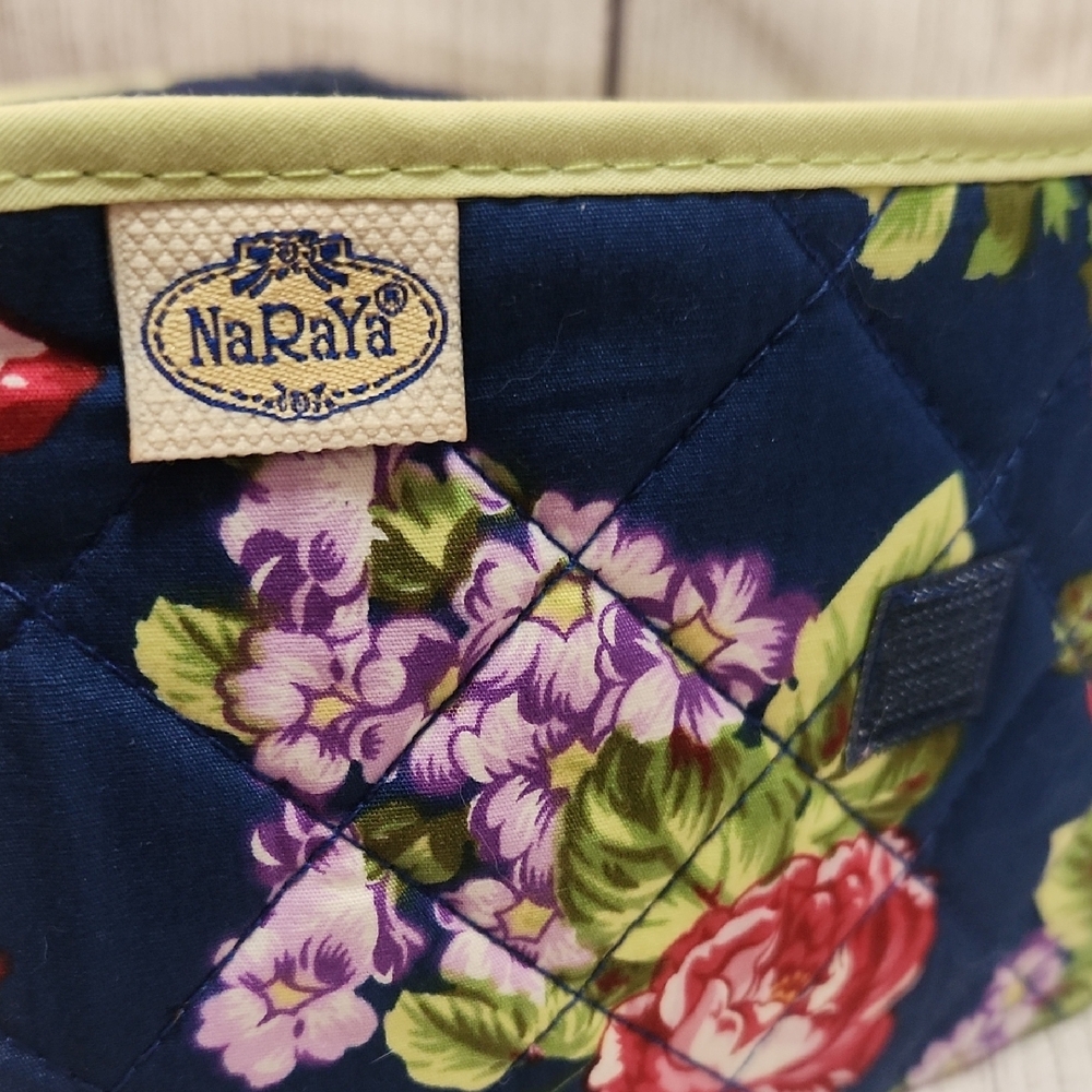 Floral Quilted Clutch with Bow Accent - Picture 2 of 4